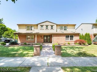 507 Centralia St, Dearborn Heights, MI 48127
