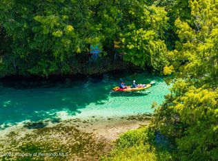 6652 River Run Blvd, Weeki Wachee, FL 34607