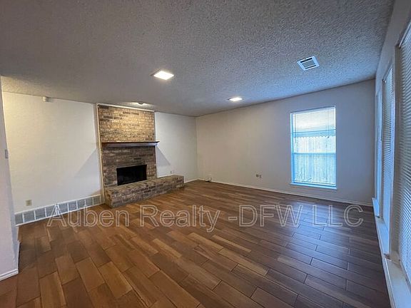 4th image of 6437 Brookhaven Trl