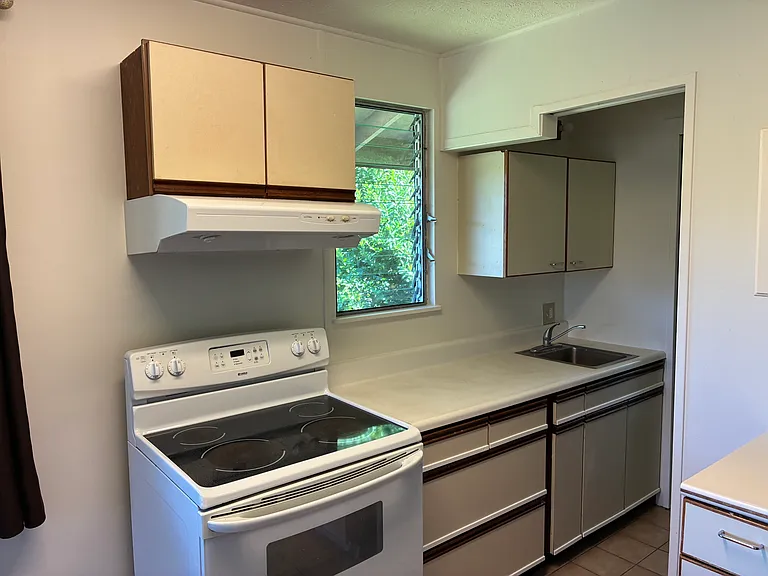 3246 Kaohinani Dr #A — Photo 9