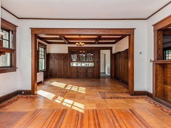 Living Room-Dining Room