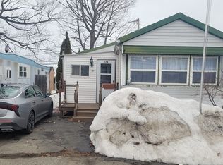 261 Newbury St #17A, Peabody, MA 01960