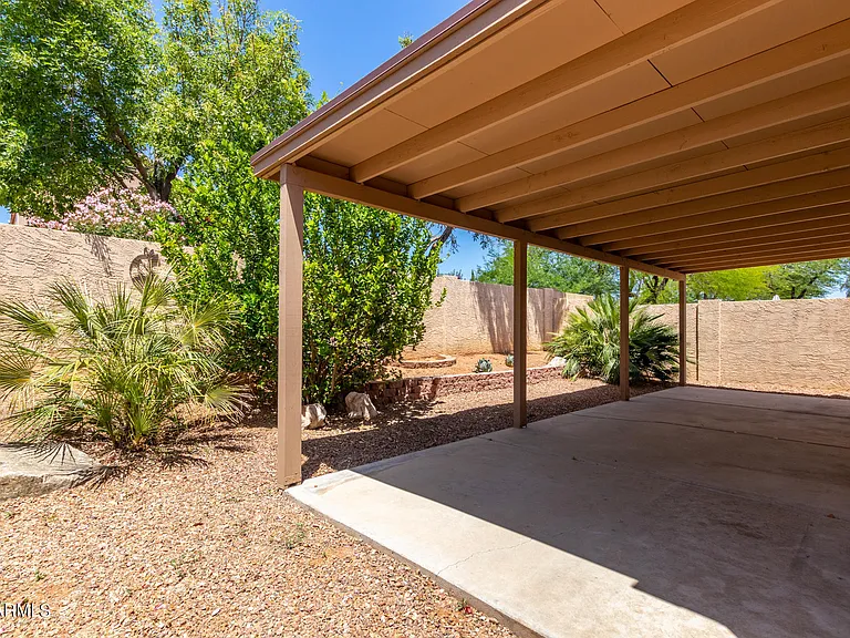 4634 E Grovers Ave — Photo 37