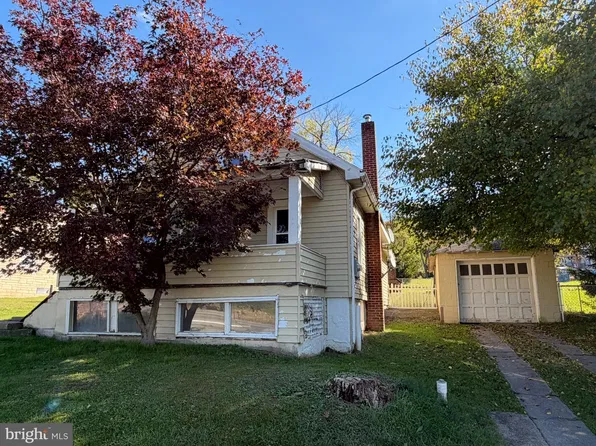 5924 State Route 103 N, Lewistown, PA 17044