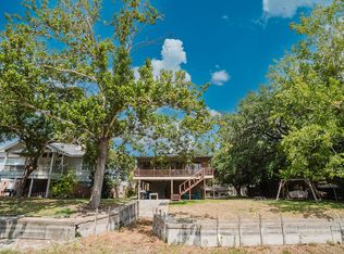 221 Spyglass Rd, Mcqueeney, TX 78123
