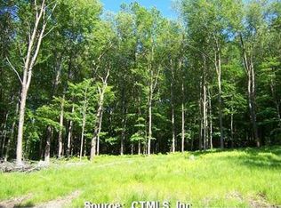 11 Clark Rd, Litchfield, CT 06759