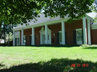 903 Park Ave, Chester, IL 62233