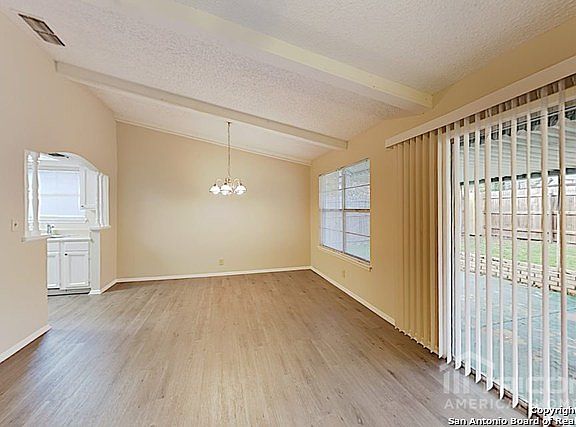 5th image of 6615 Lake Glen St