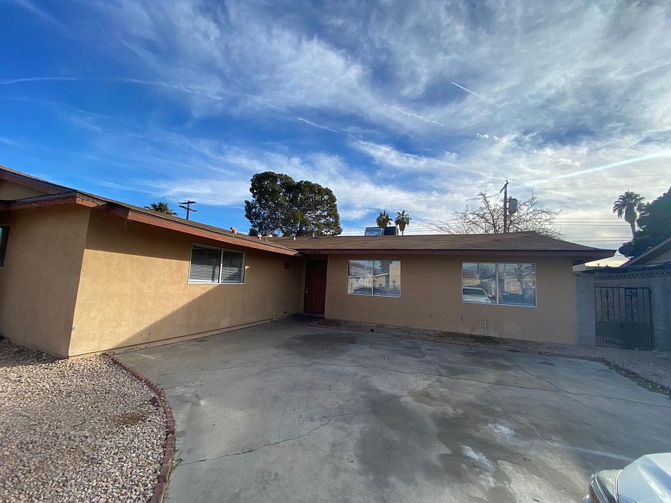 1st image of 5809 Apple Valley Ln