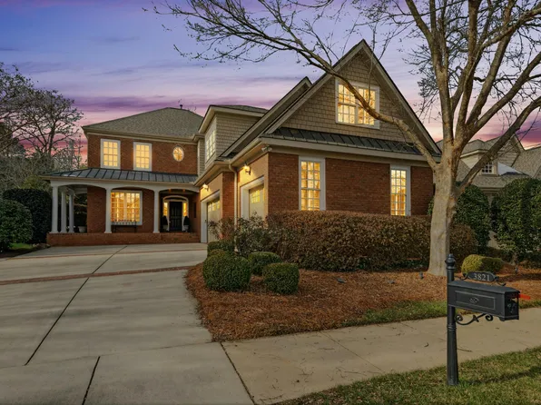 3821 Glen Iris Ln, Raleigh, NC 27612