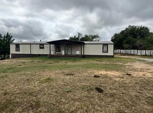 260 Wonder Dr, Springtown, TX 76082