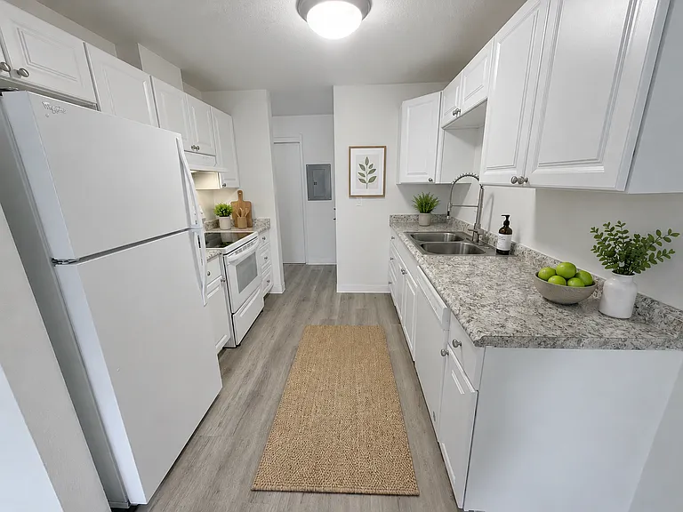 Erica Village — Photo 31