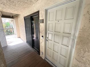 7671 Bay Dr UNIT 201, Huntington Beach, CA 92648