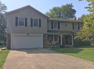 4 Cameron Ln, Greenfield, IN
