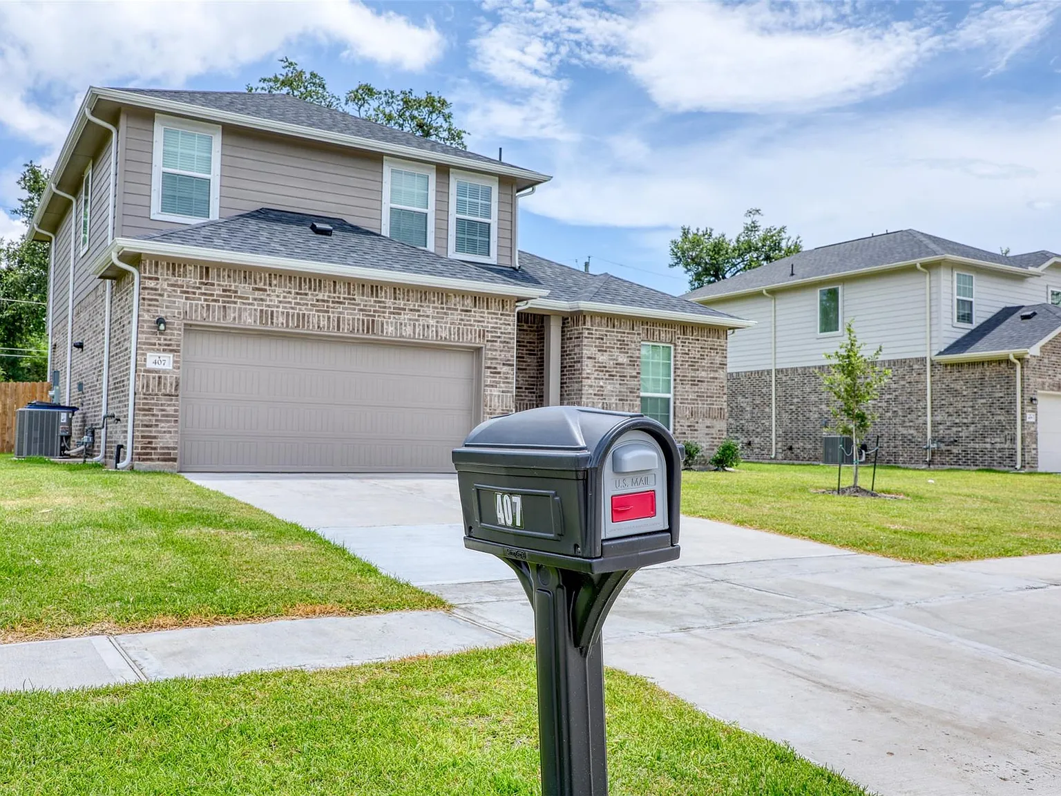 5 bed, 3.5 bath, $2,899 — Photo 3