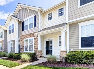 226 Dawn Mist Ln, Fort Mill, SC 29708