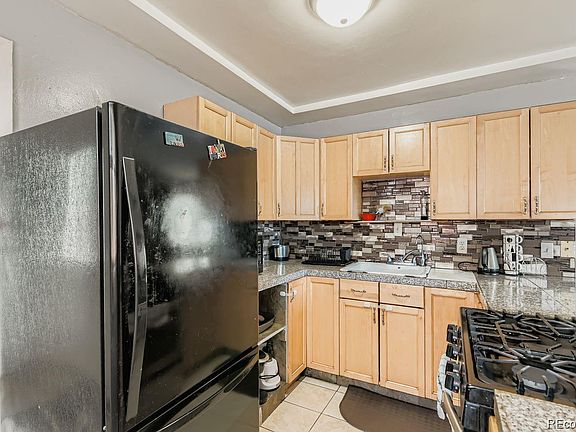 4th image of 9211 Harris Street
