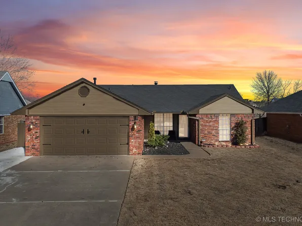 3504 Jeannie Ln, Muskogee, OK 74403