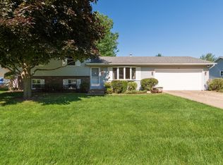 5642 Newhaven Dr, Portage, MI 49024