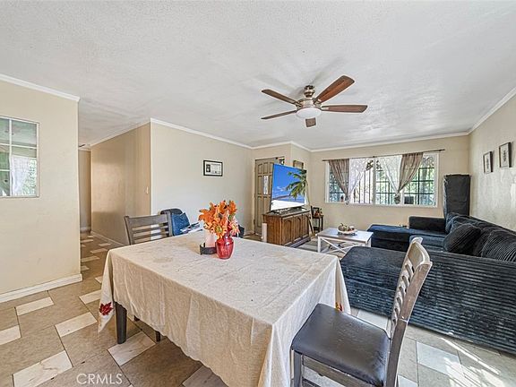 4th image of 12454 Famosa St