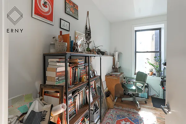 Rented by ERNY LLC | media 11