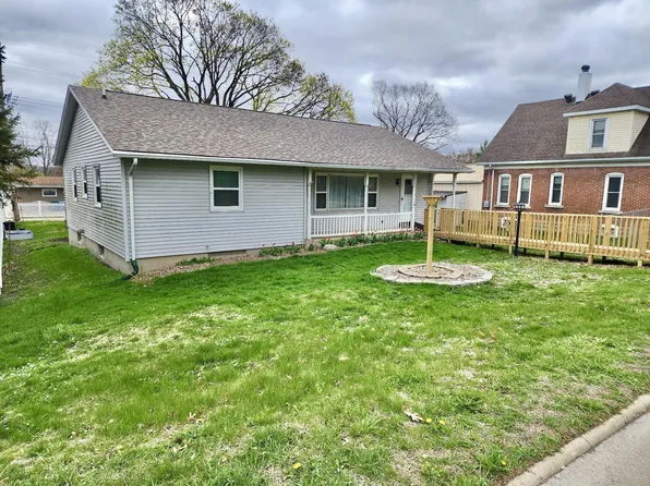 1509 Chicago Ave, Savanna, IL 61074