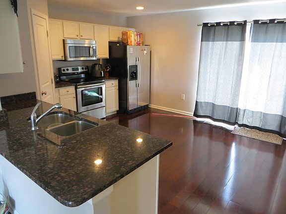 3rd image of 5332 Rustic Falls Dr #84-533