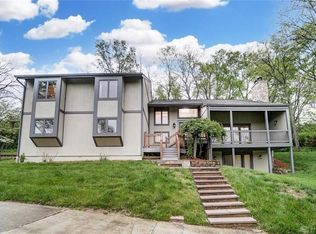 631 Thornbury Dr, Dayton, OH 45459