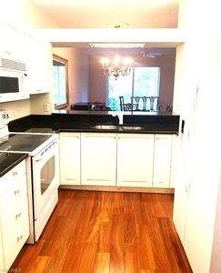 357 Robin Hood Cir UNIT 102, Naples, FL, 34104