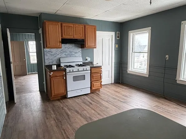 34 Enterprise St #2, Brockton, MA 02301