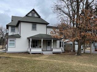 413 3rd Ave E APT 2, Osceola, WI 54020
