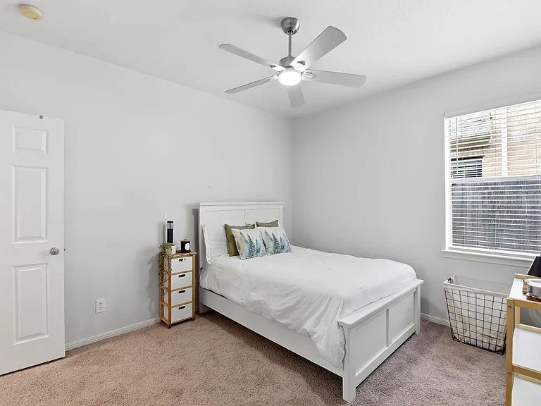 2105 Mossy Trail Dr — Photo 26