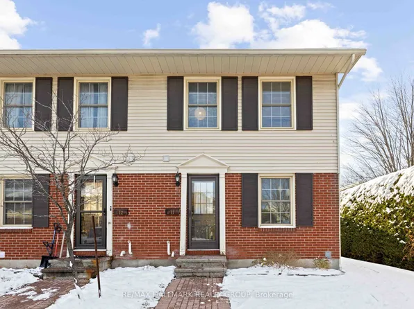 1160 Shillington Ave #11, Ottawa, ON K1Z 7Z4