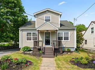 107 Herring Cove Rd, Halifax, NS B3P1K5