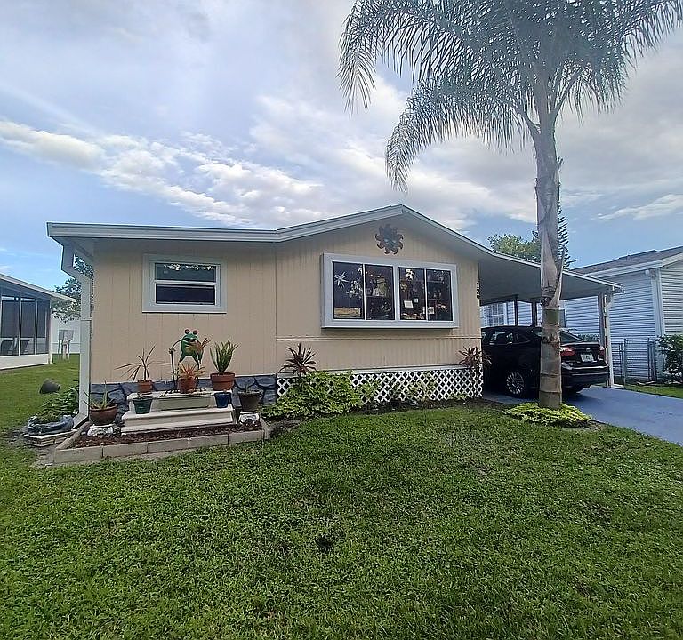 1st image of 129 Fern Dr