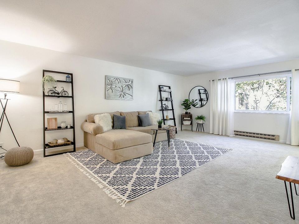 1st image of 1898 Meridian Ave Unit 25