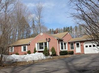 8 Fletcher St, Plainville, MA 02762