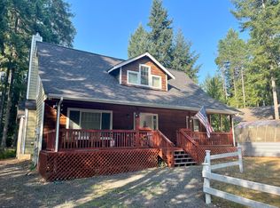 31 N Cutthroat Pl, Hoodsport, WA 98548