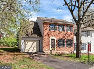 20 Hemlock Ct, Manchester, PA 17345