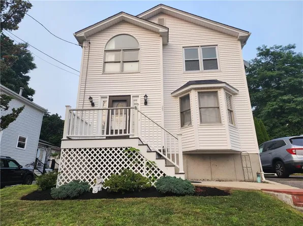 23 Tremont St, North Providence, RI 02904