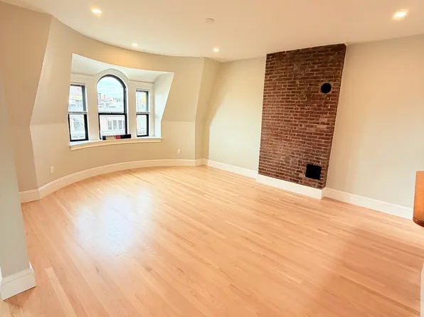 147 W Concord St #4, Boston, MA 02118