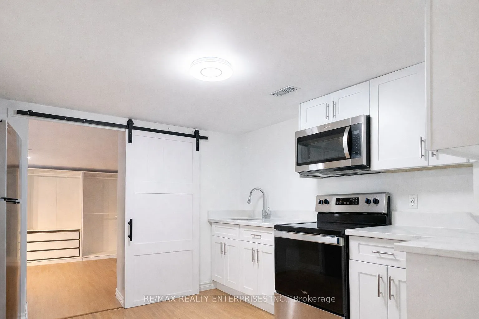 1 bed, $1,500 — Photo 3