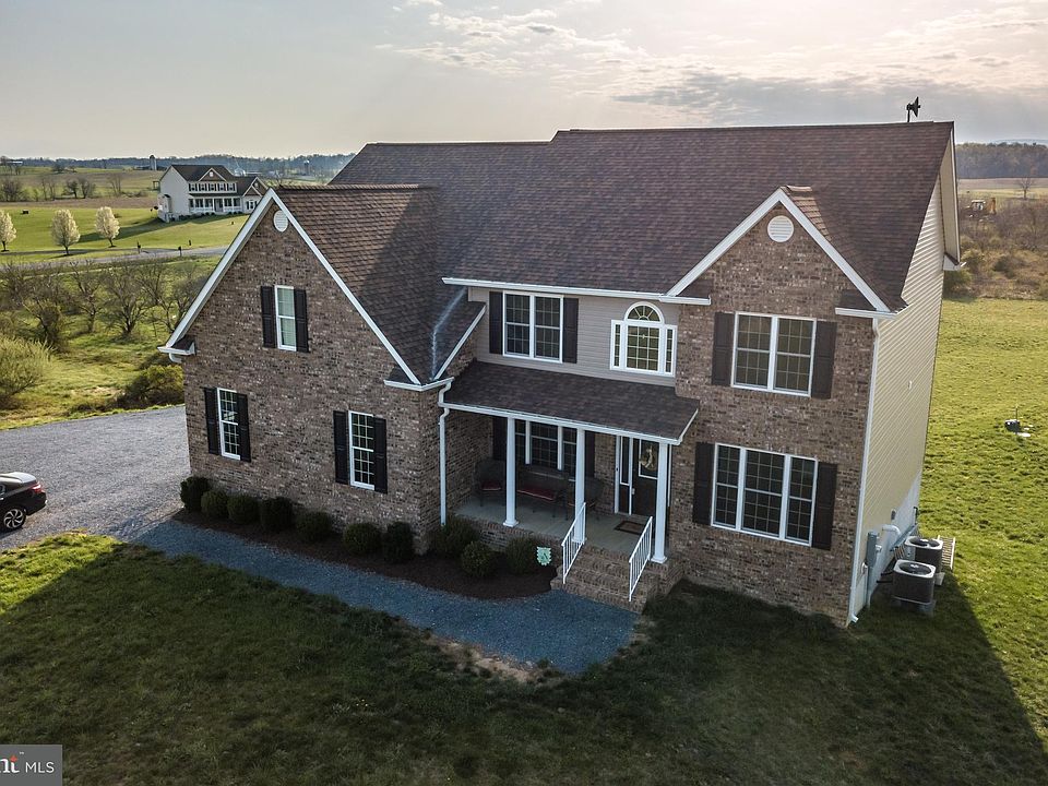 1st image of 138 Skyjes Ln