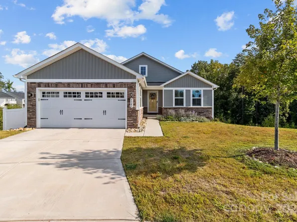 5541 Hughesdale Dr, Charlotte, NC 28215
