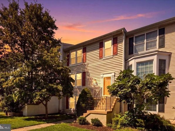 14523 Sully Lake Ct, Centreville, VA 20120