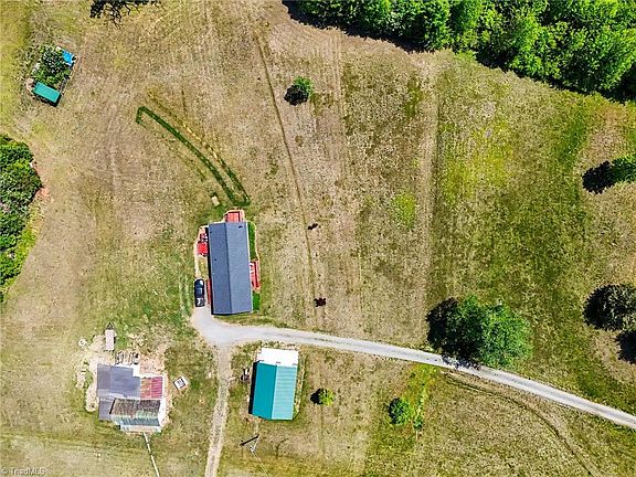 2nd image of 1369 Brims Grove Rd