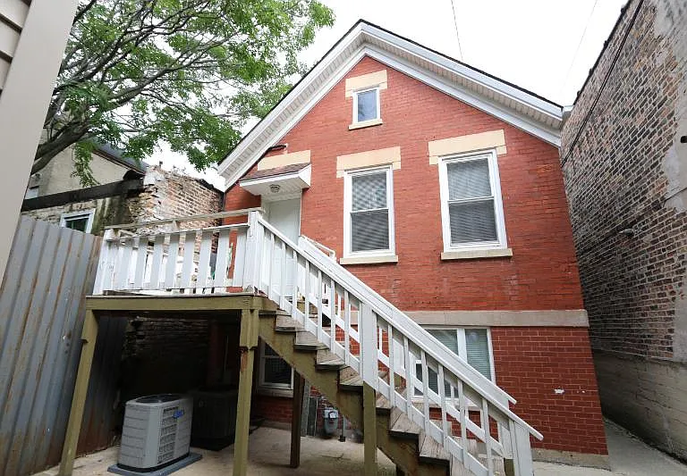 2646 W Cermak Rd #1R — Photo 1