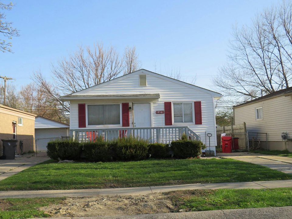 1st image of 19581 Williamson St