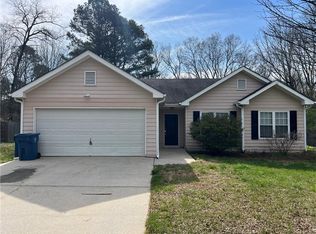 721 Muirfield Dr, Winder, GA 30680