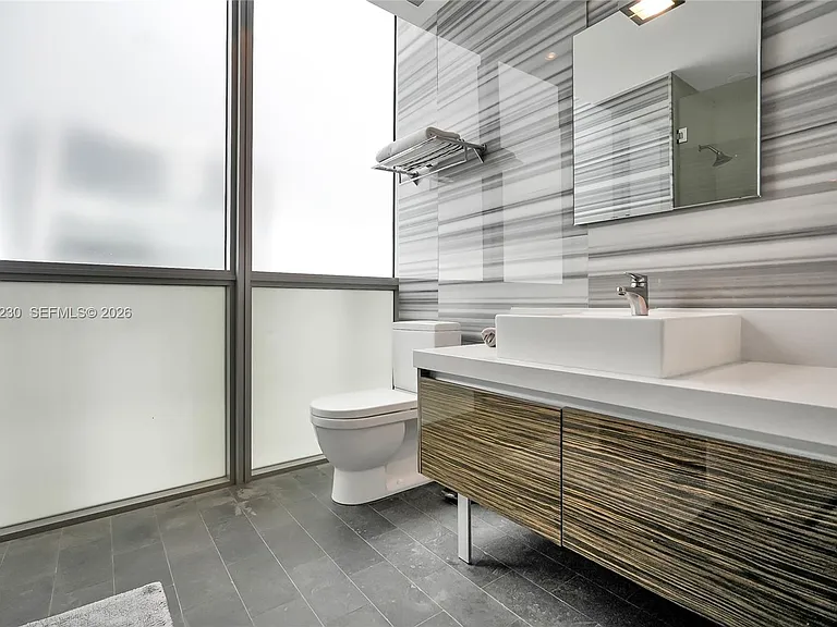 1100 Biscayne Blvd #6001 — Photo 39